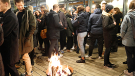 Konferenzteilnehmende beim Apéro zum Congress Dinner